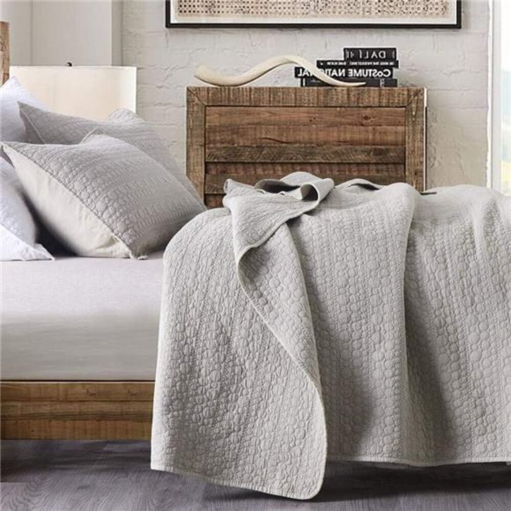 Quilt Set Queen Size Beige, Classic Geometric Spots Stitched Pattern